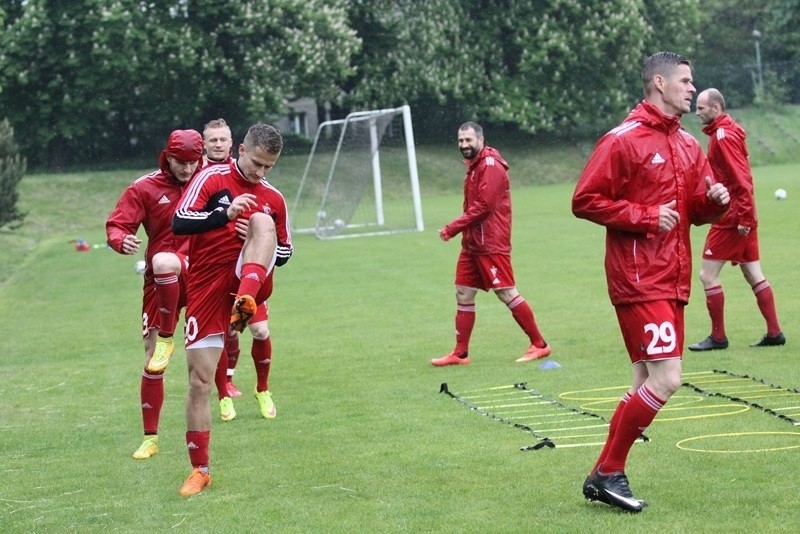 Piłkarze Górnika Zabrze trenowali w czwartek przed meczem z...