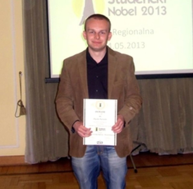 Paweł Śwital z uniwersytetu technologiczno - humanistycznego w Radomiu został uczelnianym laureatem Regionalnego Konkursu Studencki Nobel 2013 roku.