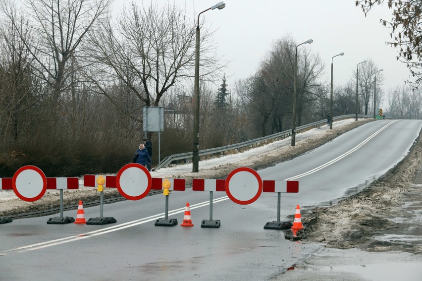 Sosnowiec: pęknięty wiadukt i zamknięty przejazd na ul....