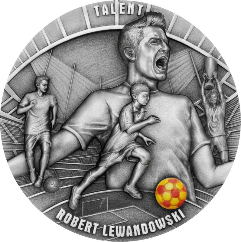 Kolekcjonerska moneta z Robertem Lewandowskim awers