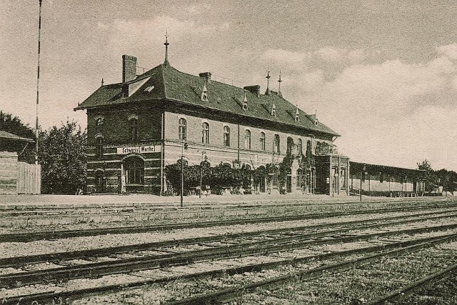 Tak przed drugą wojną wyglądała stacja kolejowa w Skwierzynie.