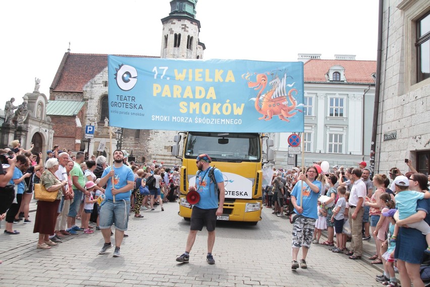 Kolorowa Parada Smoków w Krakowie [NOWE ZDJĘCIA]