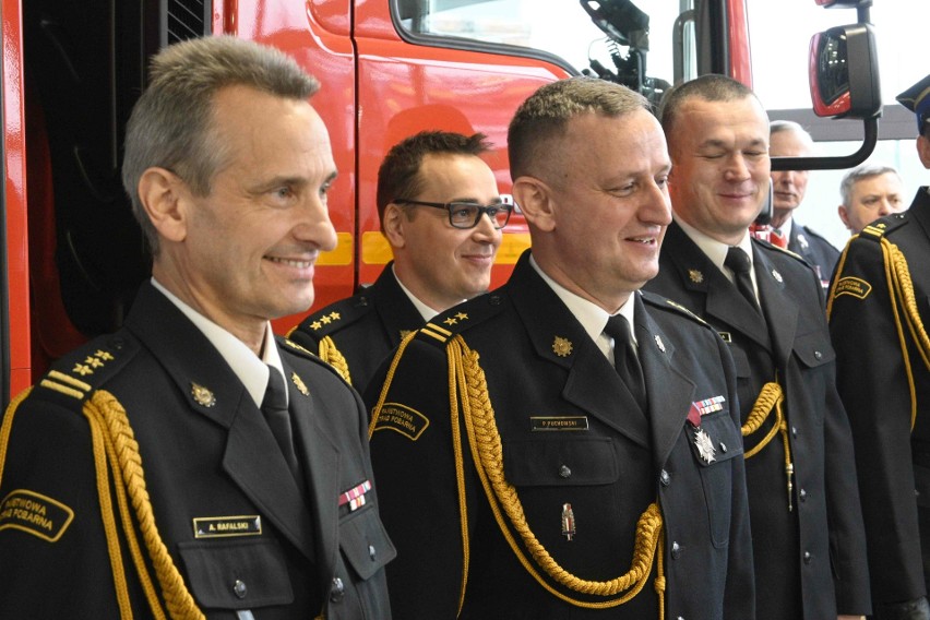 Andrzej Rafalski, zastępca komendanta straży pożarnej w Świeciu przeszedł na emeryturę. Zobacz zdjęcia i wideo