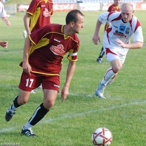 Piłkarze Naprzodu grają w czwartek najważniejszy mecz tego sezonu.