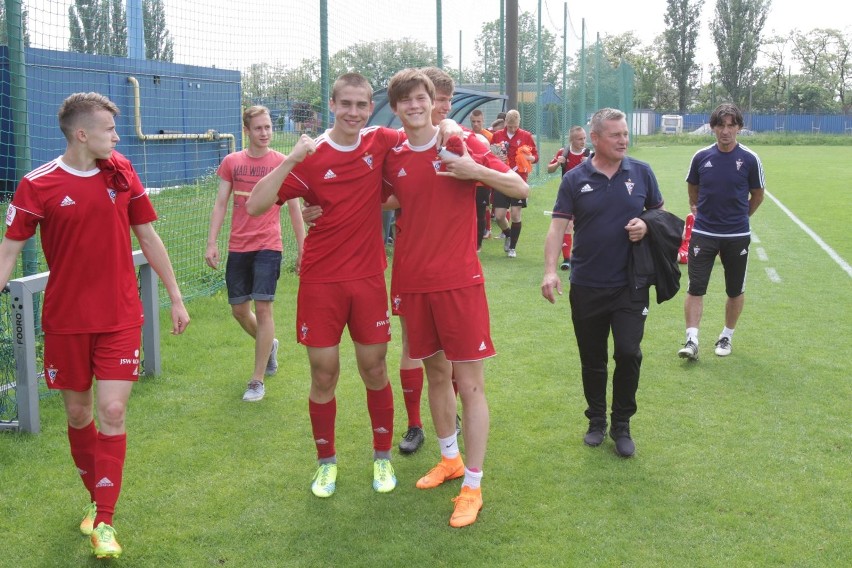 Jakub Kawecki (z prawej) jest wychowankiem Gwarka Zabrze,...