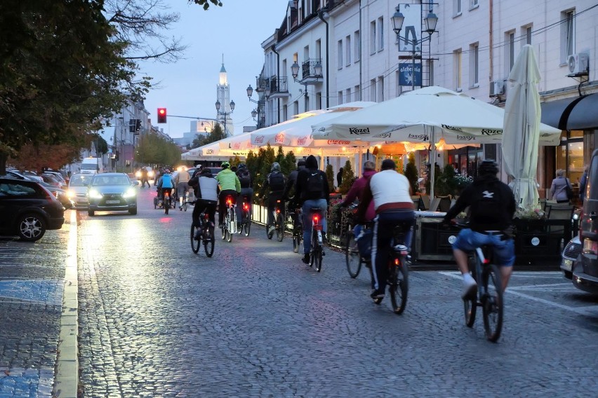 Ogródki restauracyjne będziemy mogli odwiedzać od 15 maja