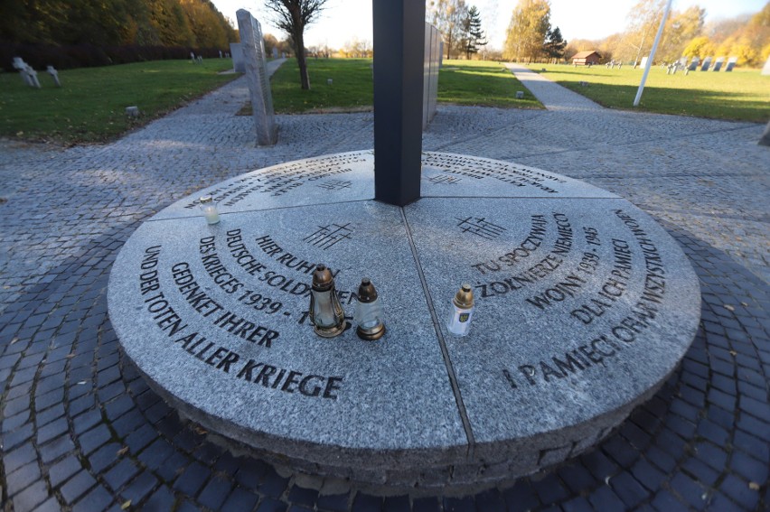 Cmentarz żołnierzy niemieckich w Siemianowicach Śląskich w...