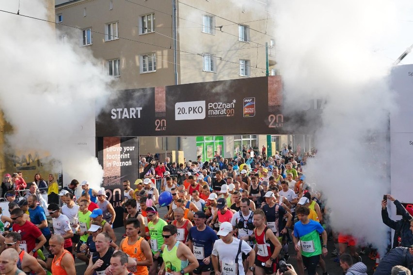 Tak wyglądał start w ostatniej edycji poznańskiego maratonu,...