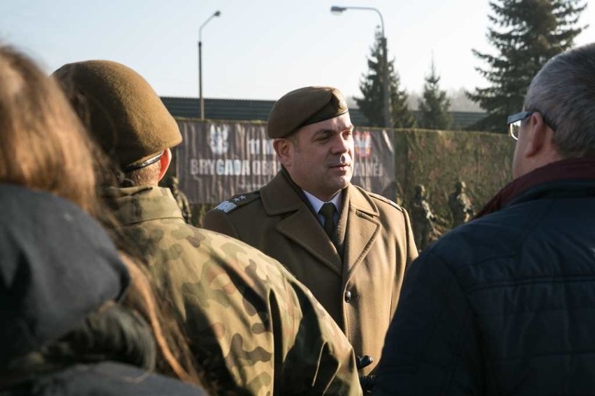 Kraków. Kolejni żołnierze Obrony Terytorialnej przysięgali wiernie służyć ojczyźnie [ZDJĘCIA]