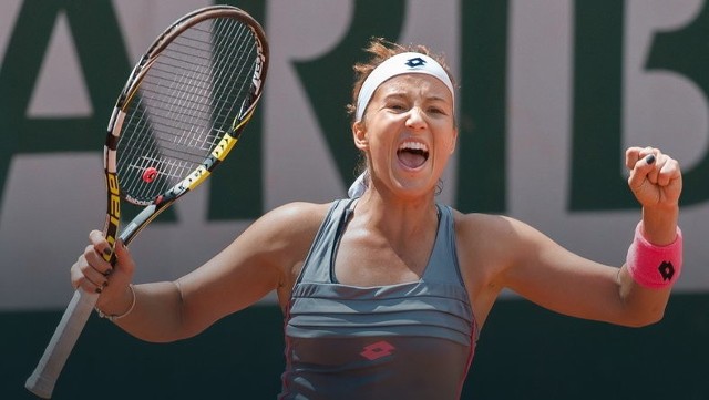 Sosnowiczanka Paula Kania trenująca wklubie Górnik Bytom osiągnęła największy, jak do tej pory, sukces na światowych kortach.  Doszła do II rundy French Open Rolan Garros.