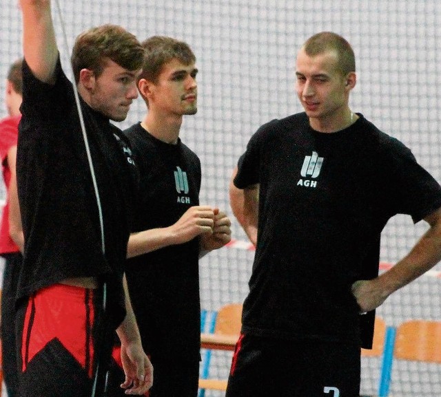 Od lewej: Jan Fornal, Konrad Buczek i Michał Przybylski (MVP meczu)