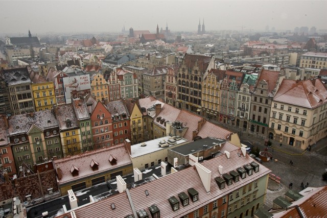 Takich widoków nie zobaczy żaden turysta. Rynek i okolice, a także panorama Wrocławia z wieży ratuszowej dostępne są tylko... na fotografiach