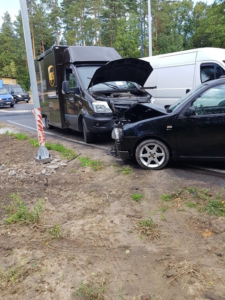 Wypadek miał miejsce za przejazdem kolejowym