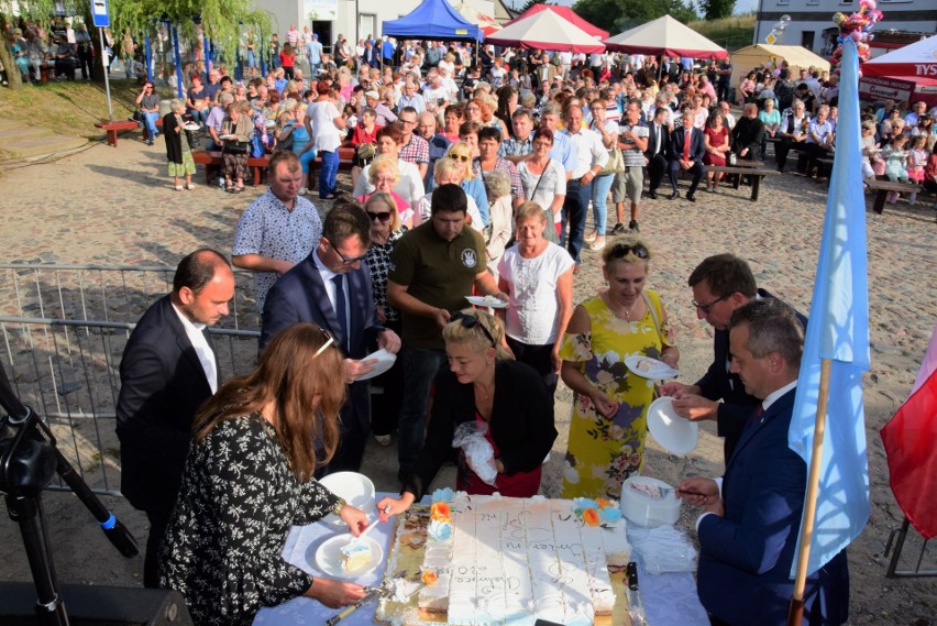 Już po raz osiemnasty w Chełmcach (gmina Kruszwica) spotkały...