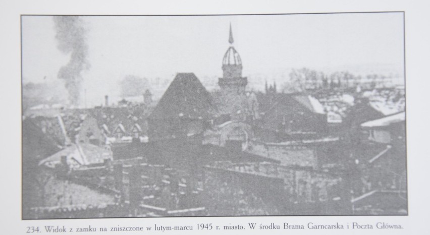Zamek w Malborku po zniszczeniach wojennych
