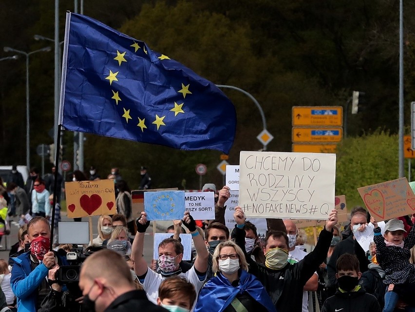 "Testujcie, nie blokujcie"! Kolejny protest na przejściu granicznym 