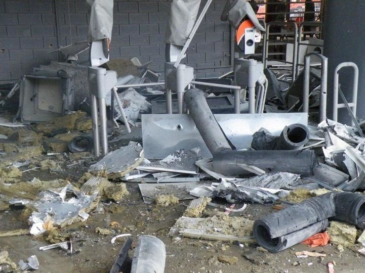 Zniszczenia na Donbass Arenie w wyniku ostrzału