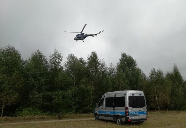 W poszukiwaniach brało udział ponad 110 policjantów i strażaków