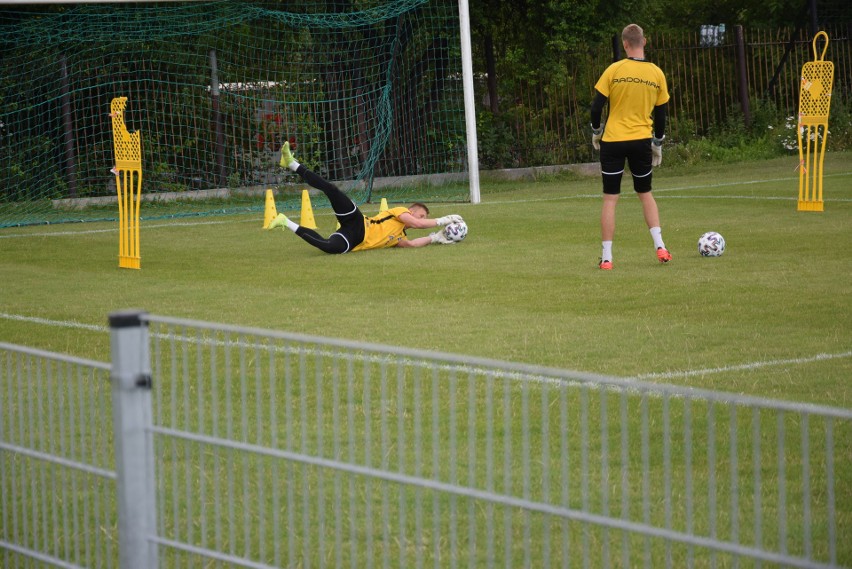 Środowy trening Radomiaka. W sobotę ostatni mecz rundy zasadniczej z Puszczą Niepołomice. We wtorek mecz barażowy o awans do ekstraklasy 