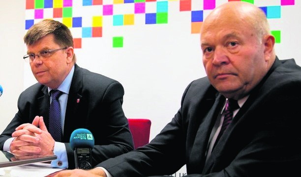 Musimy rozmawiać z partnerami ze wschodu. Bliskimi i dalekimi - mówią marszałek województwa Jerzy Leszczyński (pierwszy z lewej), jak i Witold Karczewski, prezes Izby Przemysłowo-Handlowej