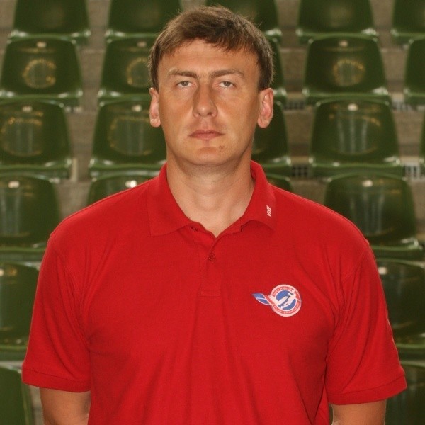Rafał Bernacki będzie teraz łączył role zawodnika i trenera bramkarzy.