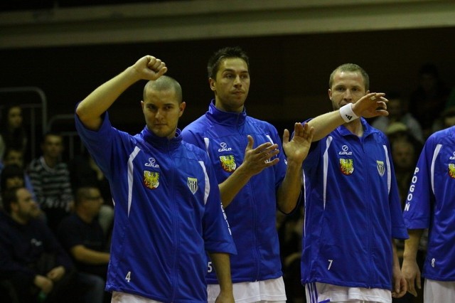 Podstawowi zawodnicy Pogoni: (od lewej): Michał Lipiński, Jarosław Pawłowski i Szymon Kucia.