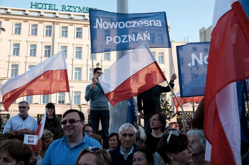 Manifestacja w Poznaniu w obronie sądów