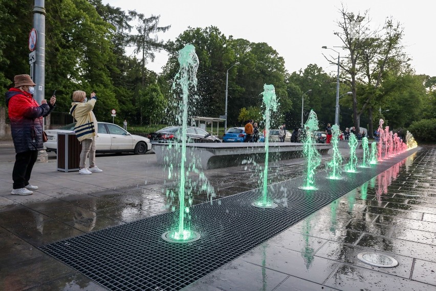 Multimedialna fontanna przy ul. Niemierzyńskiej w Szczecinie