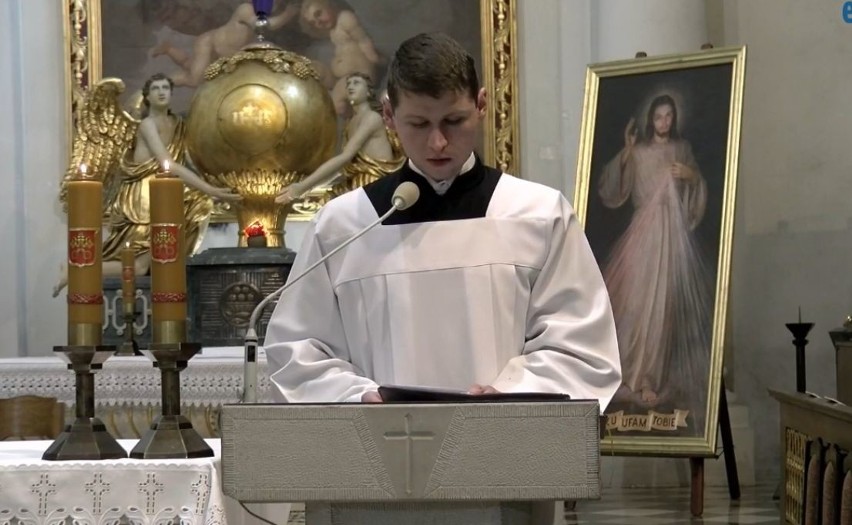 Liturgia Wigilii Paschalnej z Sanktuarium na Świętym Krzyżu w Wielką Sobotę [ZAPIS TRANSMISJI]