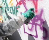 15-latek malując graffiti zdewastował 15 elewacji budynków w Gdańsku