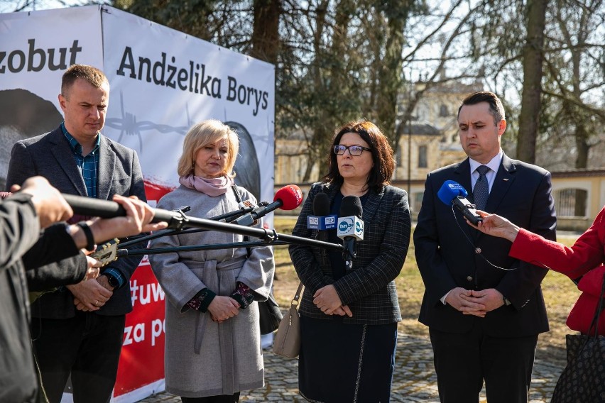 Białystok pamięta o Andżelice Borys i Andrzeju Poczobucie