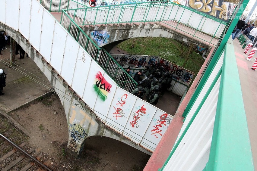 Kibice z Warszawy dotarli do Szczecina około godz. 16.30