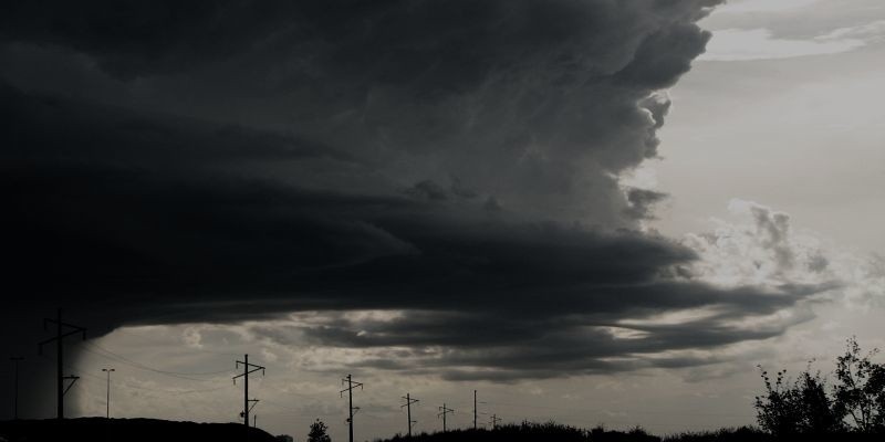 Groźna burza z gradobiciem nad Podlasiem! Zobacz, gdzie aktualnie jest (nowe informacje, zdjęcia Internautów)