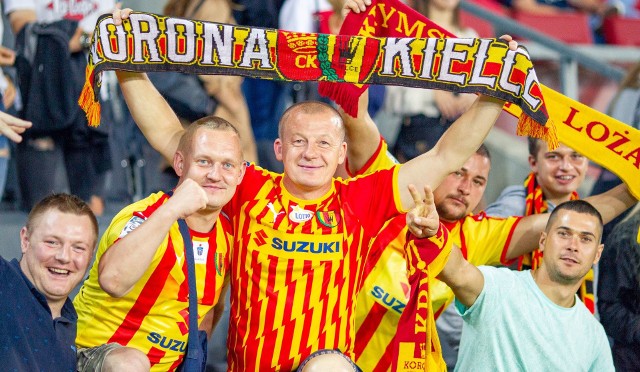 Korona Kielce przegrała z Jagiellonią Białystok 0:2 w siódmej kolejce PKO Ekstraklasy. Mecz obejrzało 5261 kibiców. Byłeś na tym meczu na Suzuki Arenie? Znajdź się na zdjęciach. (dor)