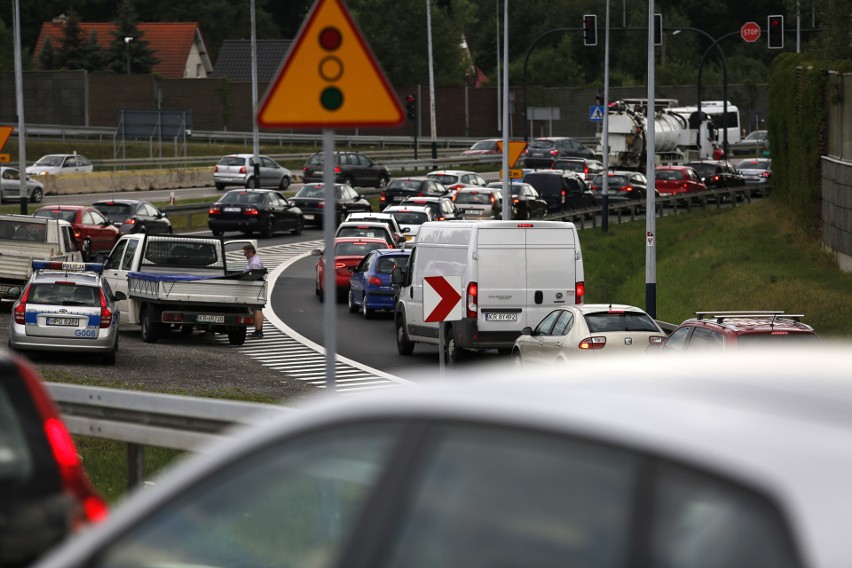 Kraków. Ze zjazdu z A4 wkrótce ma zniknąć absurd generujący korki