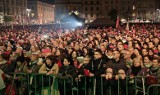 75. Krakowska Lekcja Śpiewania na Rynku Głównym w Krakowie. Krakowianie zaśpiewają najpiękniejsze polskie pieśni i piosenki patriotyczne