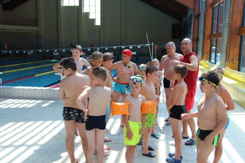 Dzieci z Białobrzegów korzystają z wakacyjnych atrakcji (ZDJĘCIA)