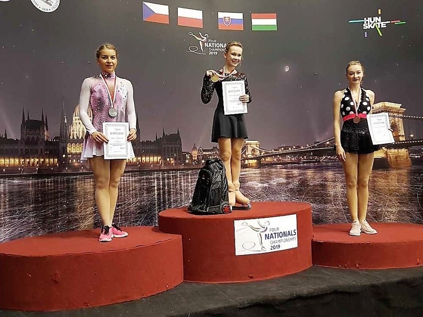 Podium mistrzostw Polski solistek w Budapeszcie. Mistrzostwo...