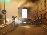 Pożar naczepy ciężarówki z drobiem. Część ptaków padła (zdjęcia)