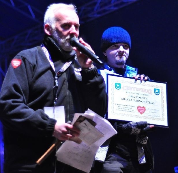 Najcenniejszą rzeczą licytacji Wielkiej Orkiestry Świątecznej Pomocy w Tarnobrzegu było jednodniowe władanie gabinetem prezydenta naszego miasta. Cena wywoławcza &#8211; 60 złotych urosła do końcowej kwoty - 1500 złotych. Szczęśliwą nabywczynią okazała się być&#8230; Izabela Moskal z Tarnobrzega.