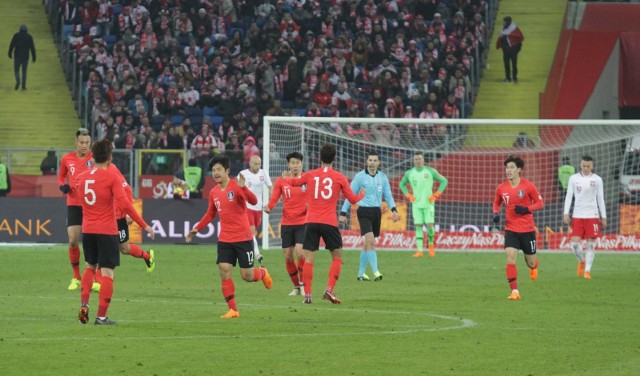 Korea Południowa przygotowując się do meczu z Niemcami rozegrała w Chorzowie sparing z reprezentacją Polski