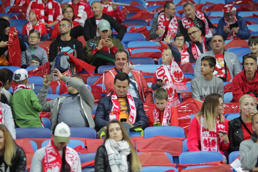 Polska - Portugalia: kibice już na Stadionie Śląskim w...