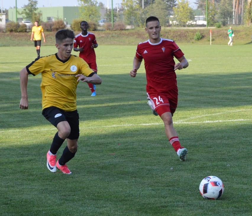 Lechia Zielona Góra - Górnik II Zabrze 1:4 (0:1)