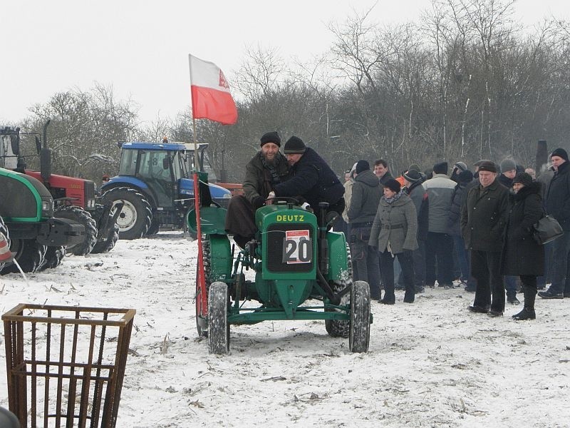 I Kujawsko-Pałucki Zimowy Wyścig Ciągników w Wielowsi [zdjęcia]
