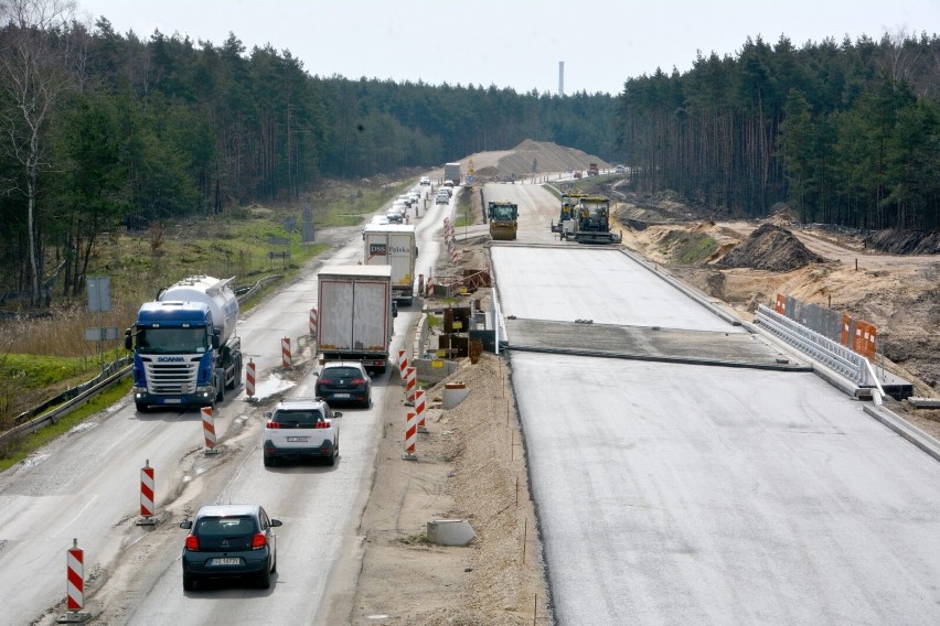 Budowa S1 w Dąbrowie Górniczej obejmuje prawie 7-kilometrowy...