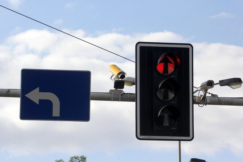 Wrocław - kamery sfilmują nas, gdy jedziemy na czerwonym...