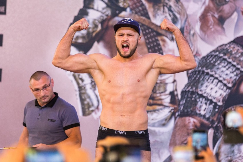 Tomasz Narkun, mistrz wagi półciężkiej KSW