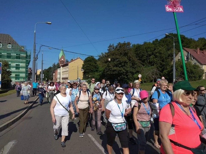 Blisko 200 pielgrzymów wyruszyło 31 lipca na Jasną Górę.