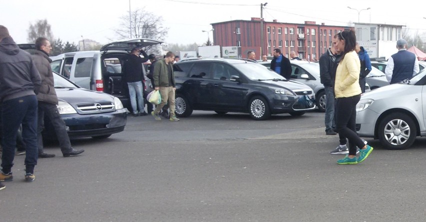 Na giełdzie samochodowej w Mysłowicach gorąca niedziela