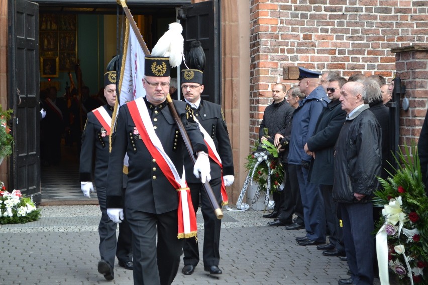 Żory: Pogrzeb Tadeusza Chwałki, przewodniczącego FZZ